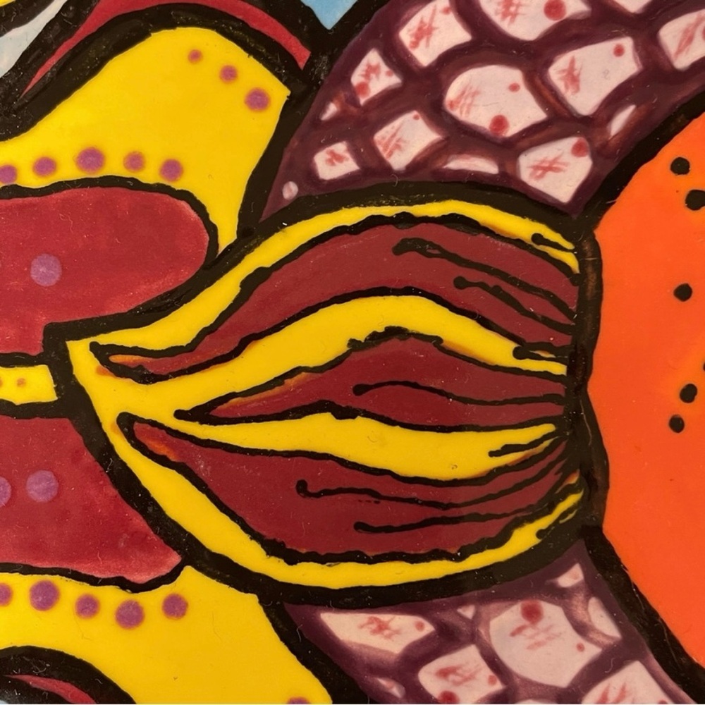 Colorful Fishy Face Ceramic Plate - Picture 6 of 7